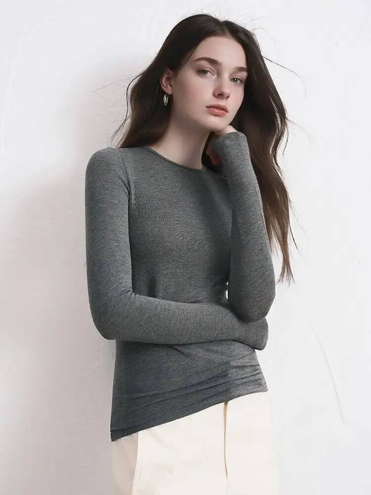 レディースカシミヤ混紡長袖トップス 秋冬用 ソフトモーダルス - Base Layer Top のレビューと価格